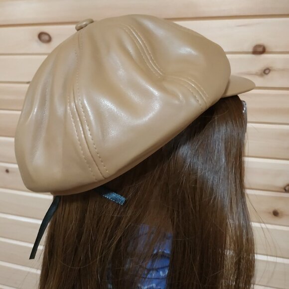 PU Leather Newsboy Hat - Picture 4 of 7